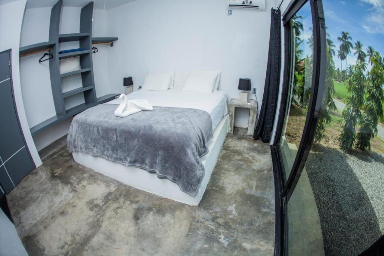 Show Pony Beach Resort And Suites Las Lajas  Exterior photo