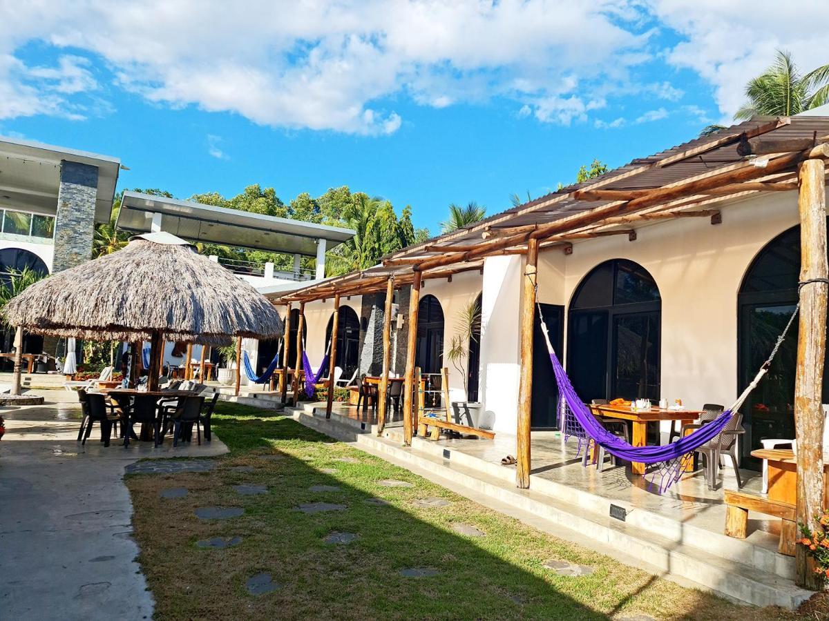 Show Pony Beach Resort And Suites Las Lajas  Exterior photo