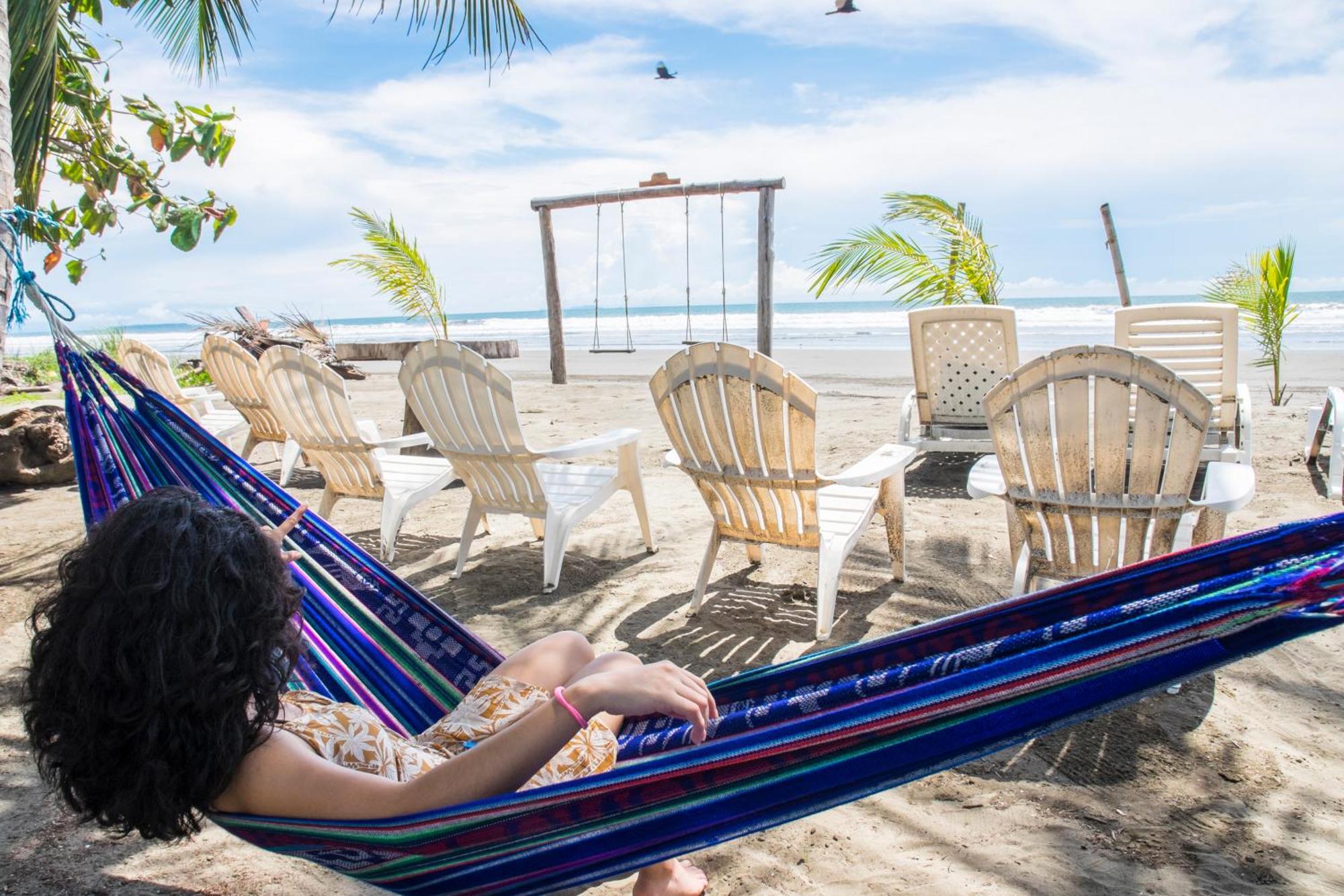 Show Pony Beach Resort And Suites Las Lajas  Exterior photo
