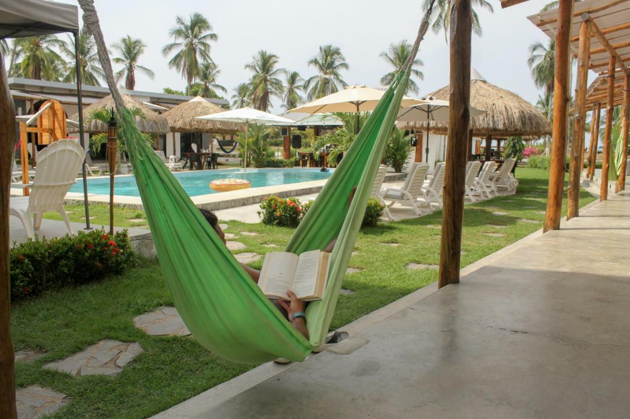 Show Pony Beach Resort And Suites Las Lajas  Exterior photo